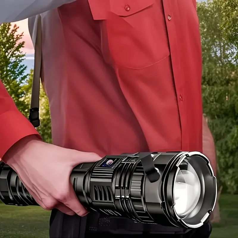 Itin galingas LED žibintuvėlis su įmontuota baterija - Image 2