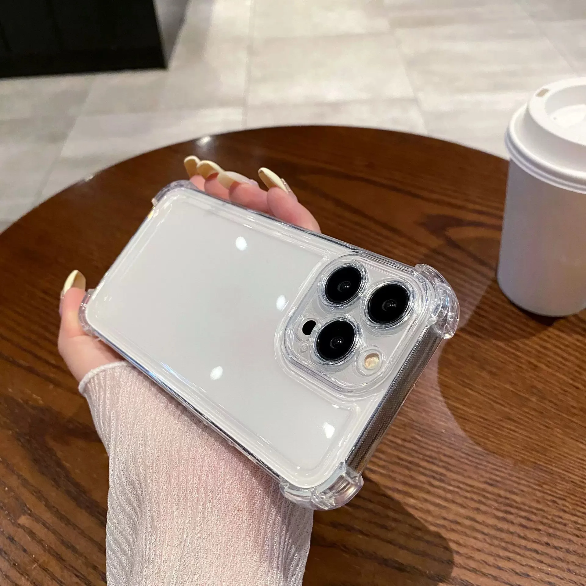 Smūgiams atsparus dėklas iPhone su oro pagalvėlėmis kampuose - Image 2